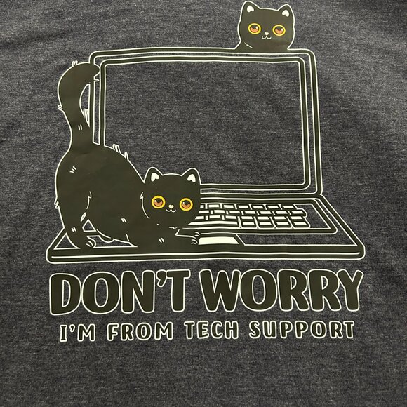 Outlash Wear Mens XL Shirt T-shirt Cats Kittens Tech Support Computer Geek New - Picture 1 of 10